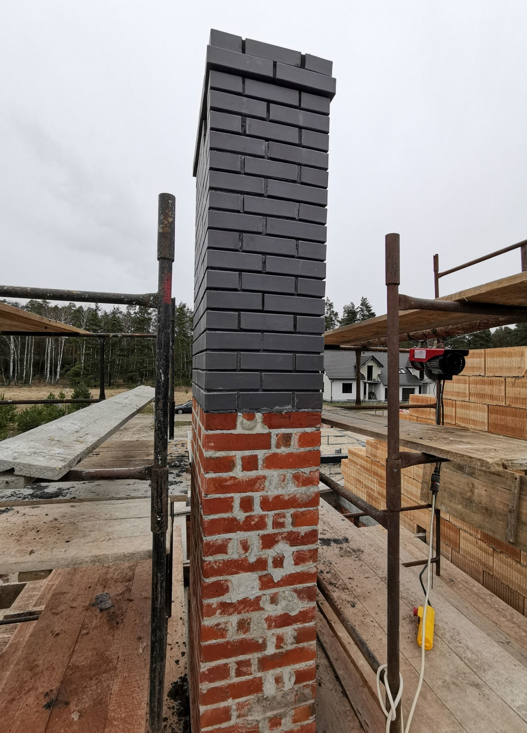 Finition de surface en mortier réalisée par un maçon  à Notre-Dame-de-L'Île-Perrot